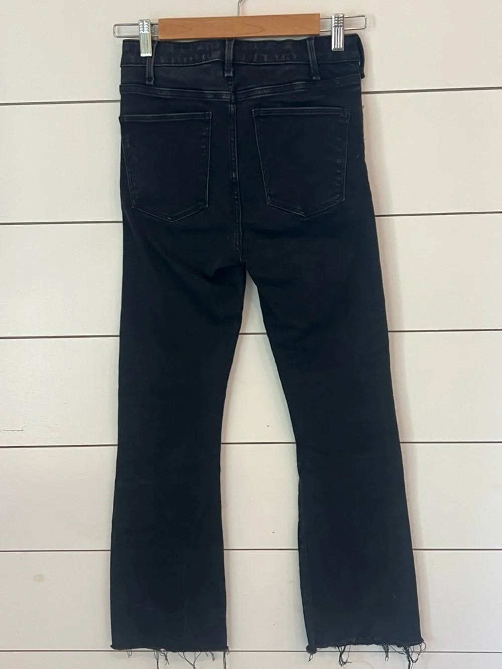 Abercrombie & Fitch Black High-Rise Ankle Flare Jeans‎